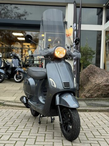 AGM Snorscooter VX50 E4 - Lava Grey