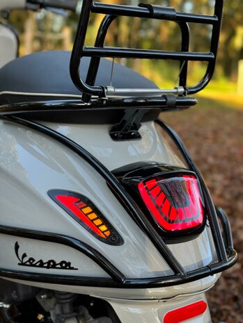  Vespa Bromscooter Sprint 4T - Porsche Kreide  Full Option