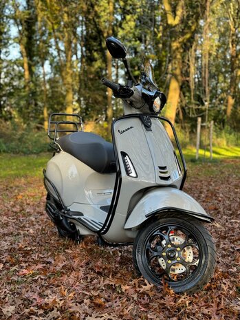  Vespa Bromscooter Sprint 4T - Porsche Kreide  Full Option